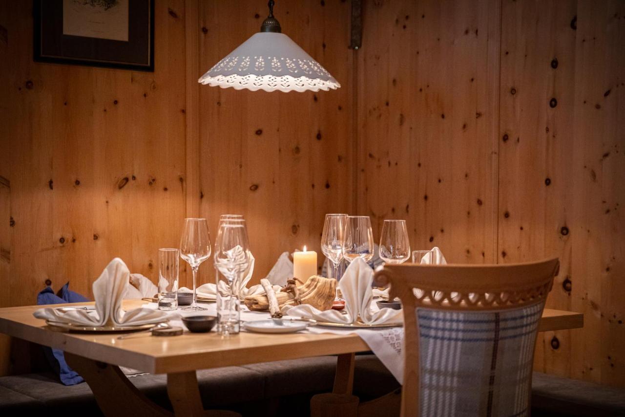 Hotel Alpenhof Tux Bagian luar foto