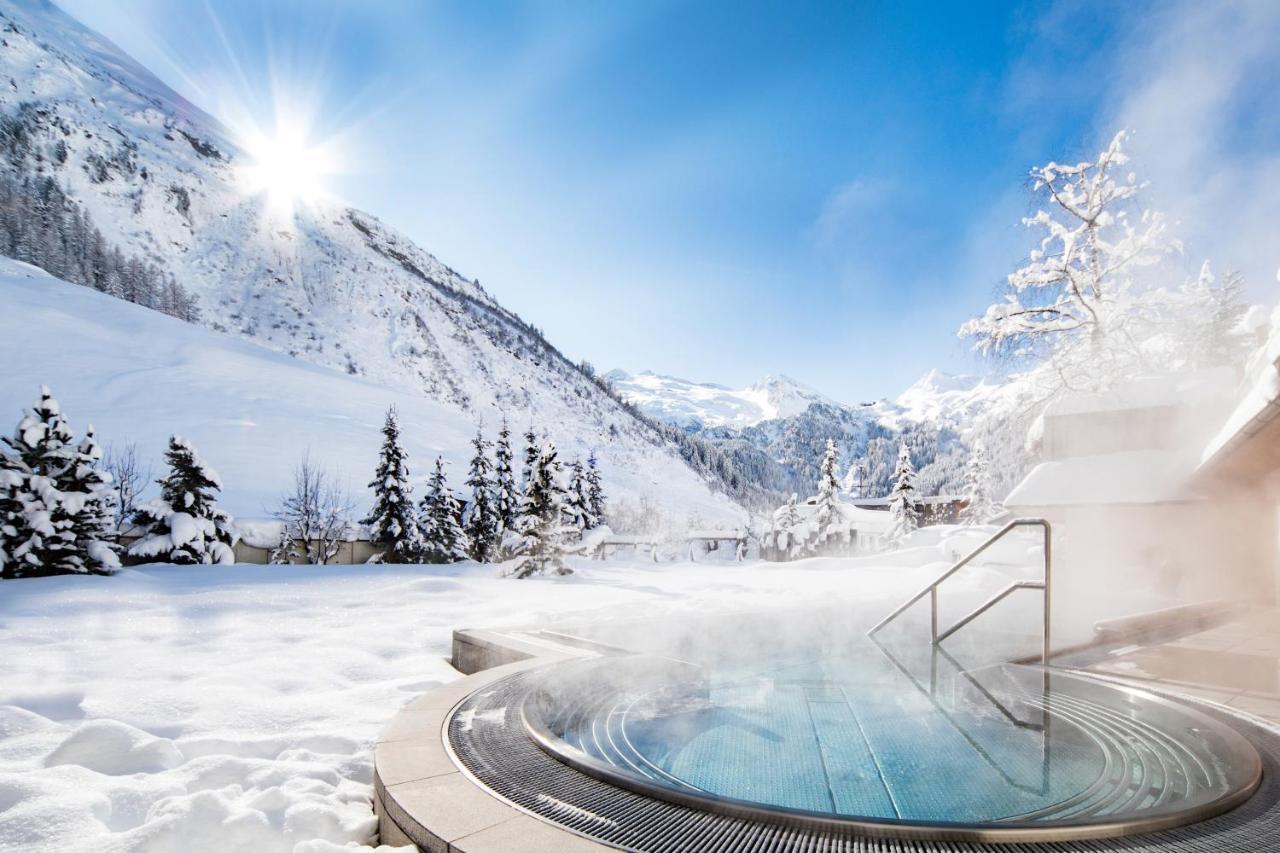 Hotel Alpenhof Tux Bagian luar foto