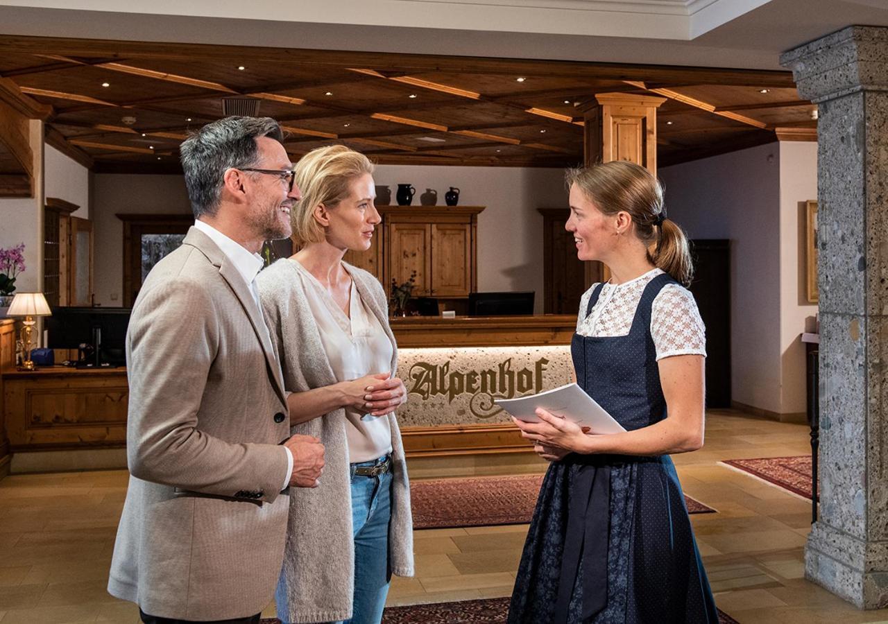 Hotel Alpenhof Tux Bagian luar foto